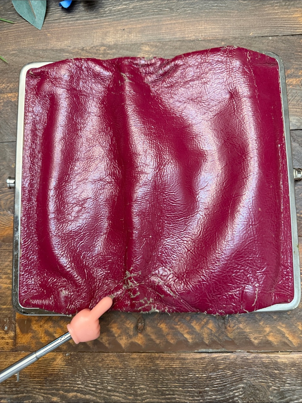 HOBO Lauren Double Frame Clutch Wallet Burgundy Berry AS IS - Picture 9 of 12